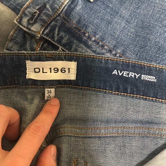 DL 1961 Avery Jeans 34x34 - Picture 3 of 3